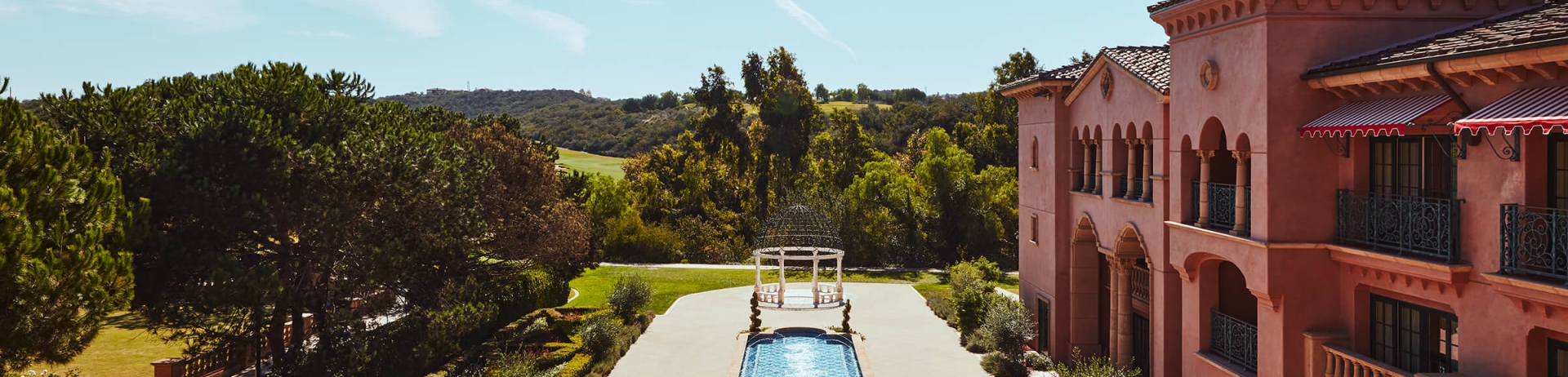Del Mar Reflection Courtyard