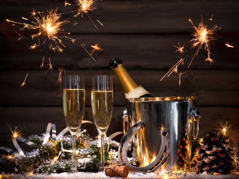 Champagne toast new years