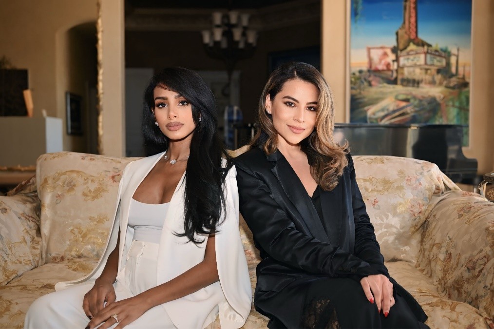Mansion of Art owners