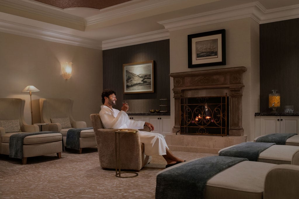 Fairmont Spa & Wellness Men's Relaxation Area